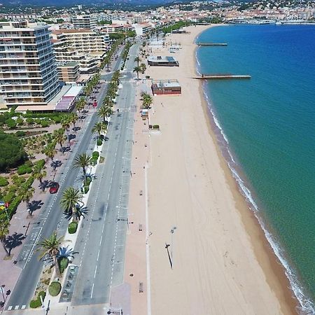 Appartement Au Lagon Bleu A Frejus, Garage, Tennis & Piscine 1200 M2 Eksteriør billede