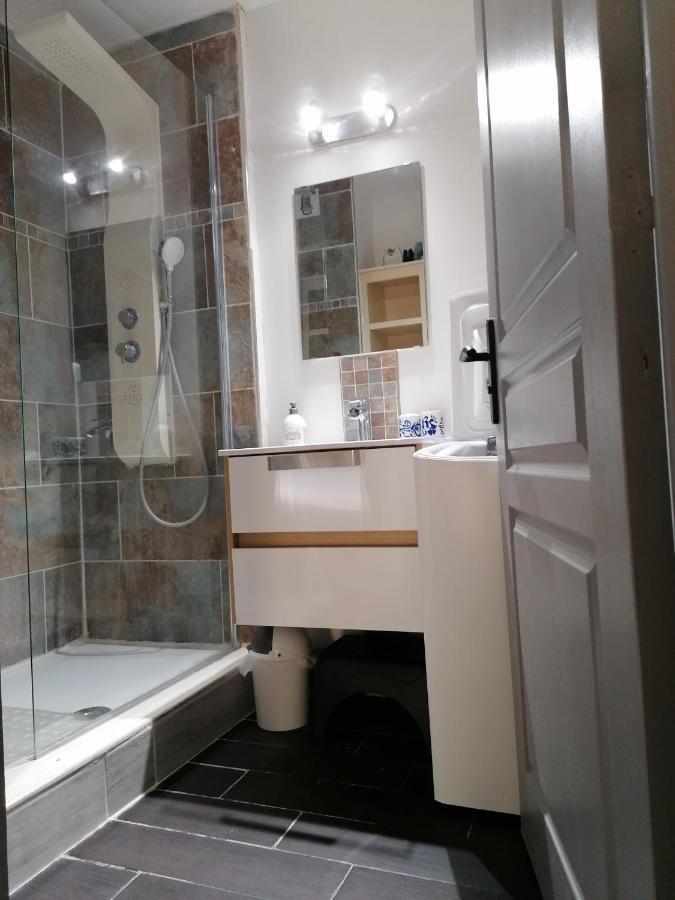 Appartement Au Lagon Bleu A Frejus, Garage, Tennis & Piscine 1200 M2 Eksteriør billede