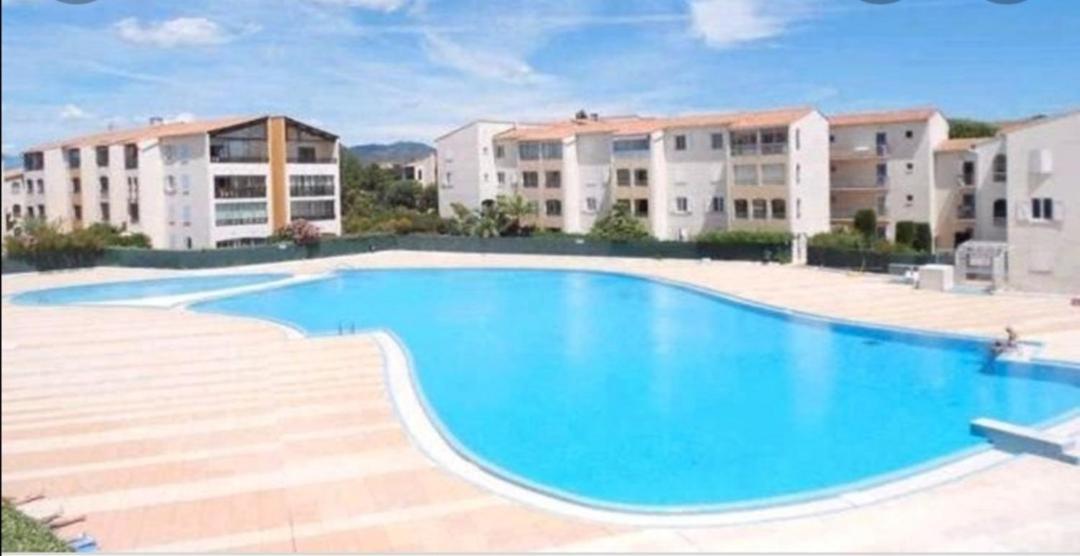 Appartement Au Lagon Bleu A Frejus, Garage, Tennis & Piscine 1200 M2 Eksteriør billede
